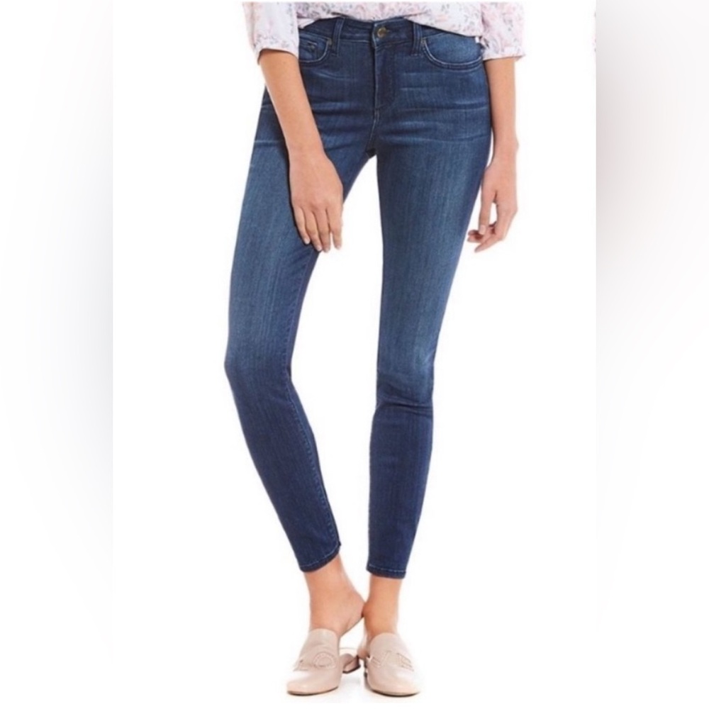 NYDJ Le Silhouette Ami Skinny Lift and Tuck Technology Jeans